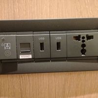 コンセント、USB
