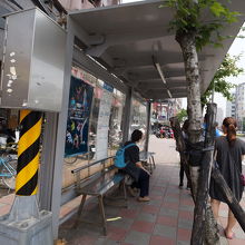 1番出口のバス停