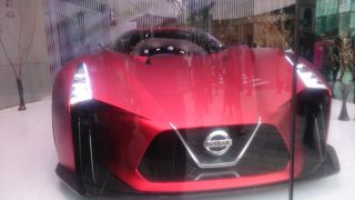 日産のショールーム