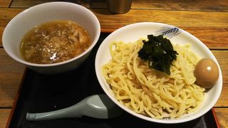 太いこってりつけ麺ではなく