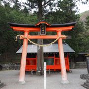 奈良井宿の西の外れ鳥居峠の入り口にある神社