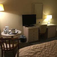 テレビは小さめ