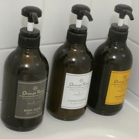 シャンプー類はどこのメーカーか不明