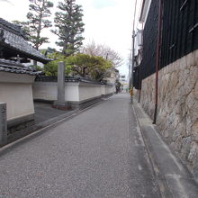 右側が味噌蔵です。