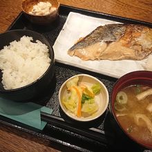 焼き魚定食980円