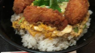 安くて美味しいうどん＆丼ぶり屋さん。