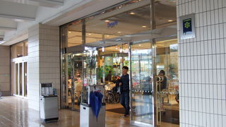 大きなショッピングセンター