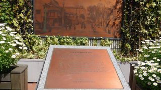 関内ホール近く