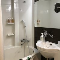 浴槽はこんな感じです