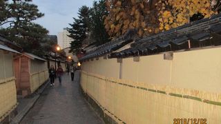 藩政時代をしのぶ趣のあるエリア