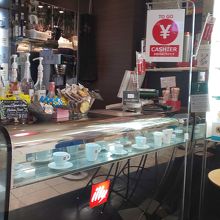 Espressamente  illy 京都駅店