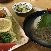 生シラス付きアジフライ定食