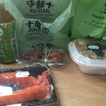 テイクアウトしてホテルで食事