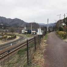 関所跡への道標