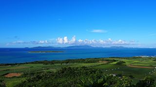 綺麗な海が見えます