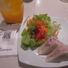 ロイヤルシルクラウンジ (スワンナプーム空港内)