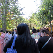 わ～ぉ、激混み