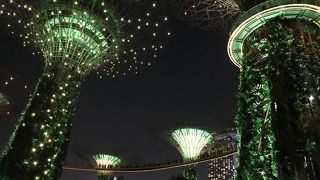 ガーデンズバイザベイ