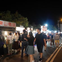 GW中、とても賑わってましたが日本人は少なかったかも。