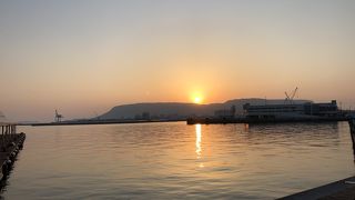 フェリー乗り場だけど観光地としても。