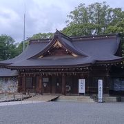 小さな見所が多い立派な神社