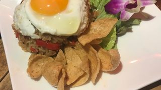 アジアンバル glow 谷町六丁目店