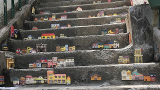 メルヘンいっぱいの１６８段の階段