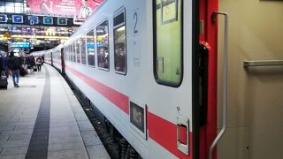 渡り鳥ラインは座席予約が必要