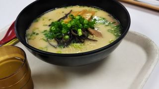 社員食堂の利用。