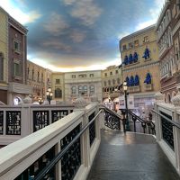 夕方になると街灯がつきます。