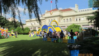 上海優秀歴史建築を活用してます。