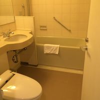 ユニットバスが広々。泡風呂のアメニティがありました！