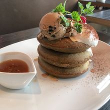 積み上げパンケーキ