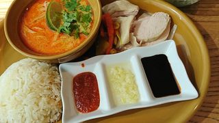 シンガポール・シーフード・リパブリックのラクサ、めっちゃ好きな味でした