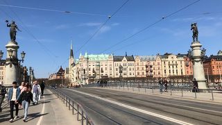 ユールゴーデン島と本土を結んでいる橋