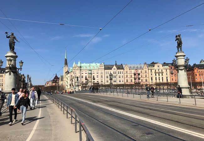 ユールゴーデン島と本土を結んでいる橋