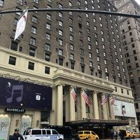 ペンシルヴァニア駅前です。