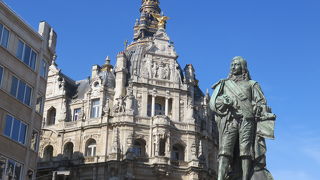 アントワープの偉大な・・・