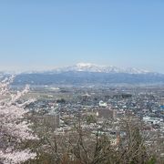 絶好のロケーションにある桜の名所