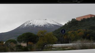 ナポリ湾岸の火山