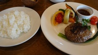 里山料理が食べられる （麦の楽園）