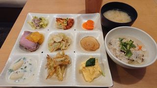 ひと工夫されている料理が多いです