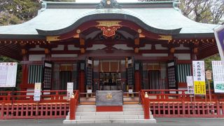 町の北西にある静岡浅間神社の中一つです。