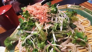 「葉わさびそば」がお薦めです。