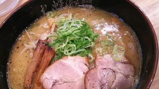 麺が美味しいお店でした。