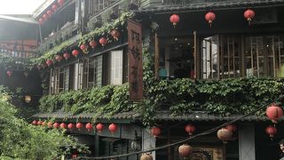 霧の中の幻想的な世界でした。