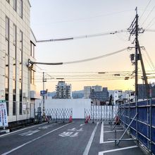 旧店舗は既に取り壊されていました。