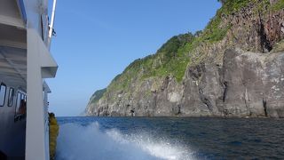 ウトロまでは車、その先は船から