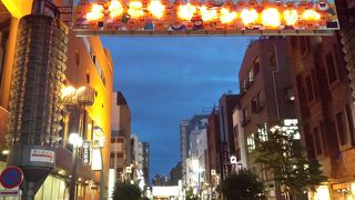 浅草公会堂前の通り