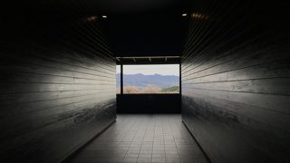 黒塗りのミュージアム